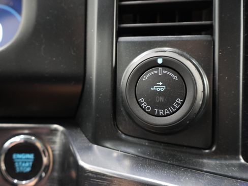 Used 2025 Ford F250 Lariat w/ Lariat Ultimate Package AWD/4WD image 51