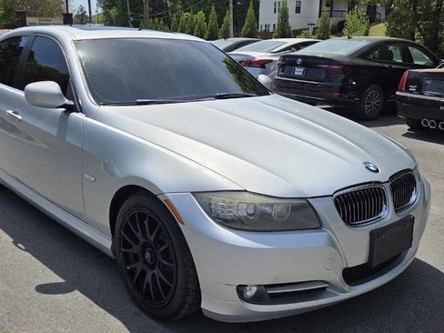 Used 2011 BMW 335i Sedan image 3