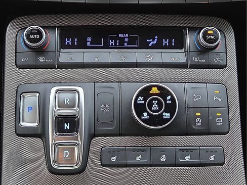 Used 2022 Hyundai Palisade Limited AWD/4WD image 15