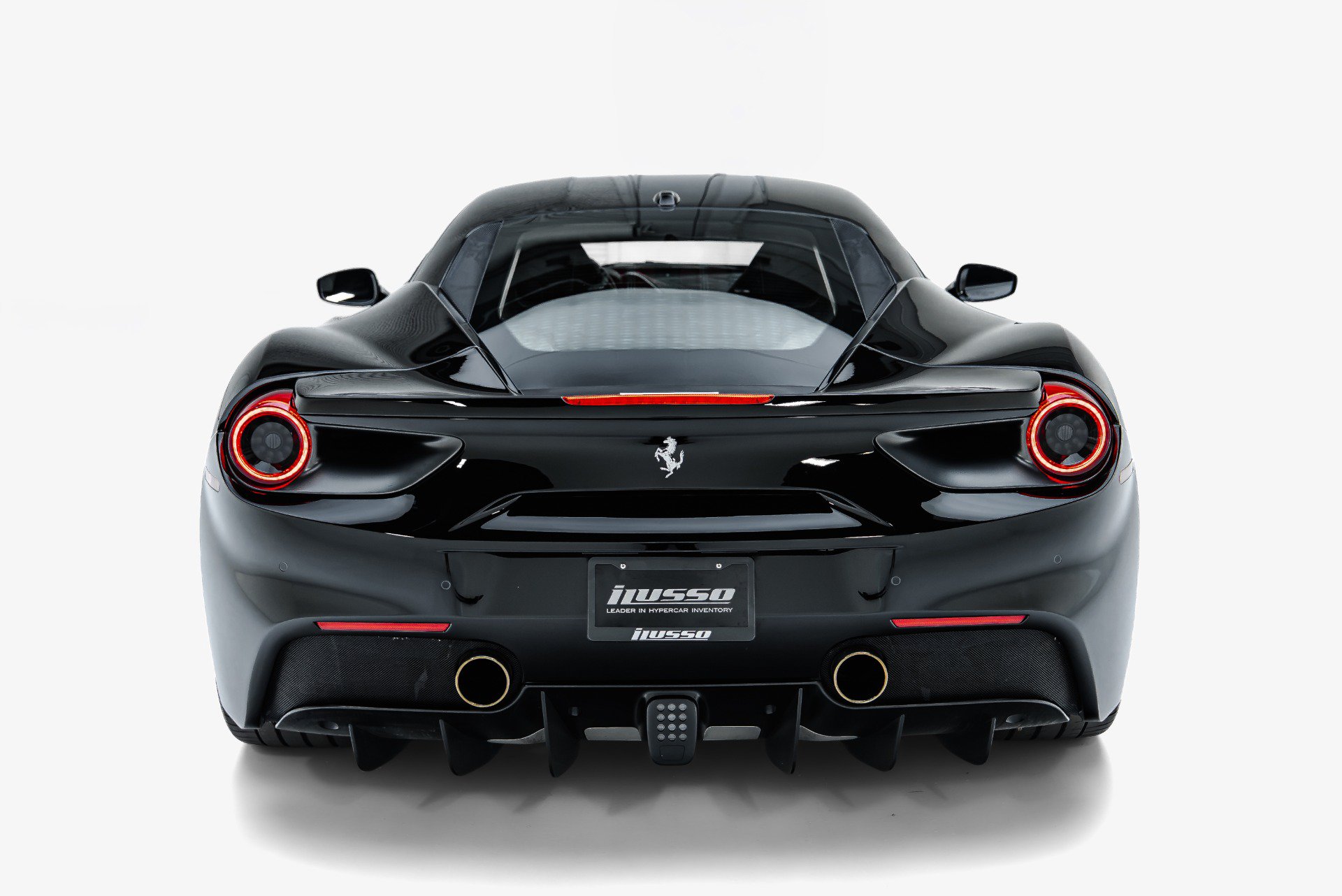 Used 2016 Ferrari 488 GTB RWD image 13