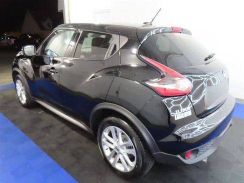 Used 2016 Nissan Juke SL image 10