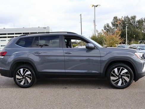 New 2026 Volkswagen Atlas SE image 8