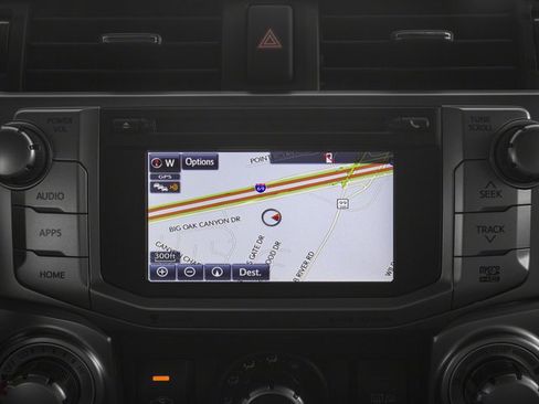 Used 2017 Toyota 4Runner SR5 AWD/4WD image 24