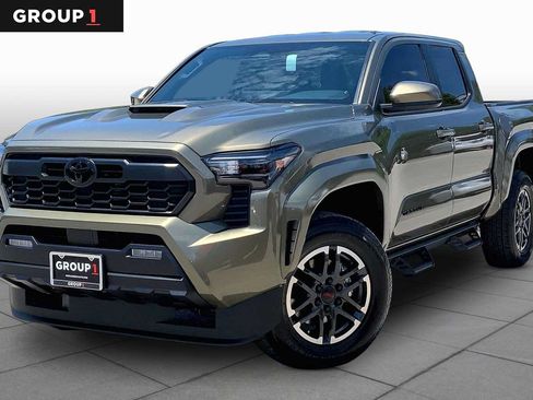 Used 2026 Toyota Tacoma TRD Sport RWD image 1