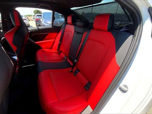 Used 2026 BMW M5 w/ Carbon Package image 39