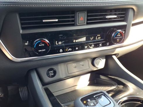 New 2026 Nissan Rogue SV w/ SV Premium Package image 12