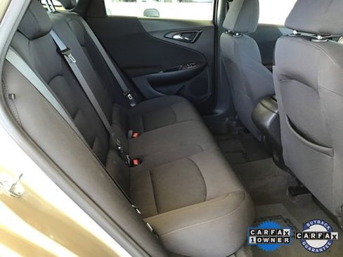 Used 2023 Chevrolet Malibu LS image 43