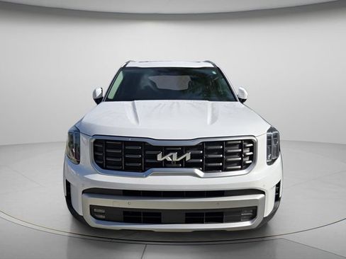 Used 2025 Kia Telluride SX FWD image 3