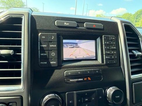 Used 2016 Ford F150 XLT w/ Equipment Group 301A Mid AWD/4WD image 27