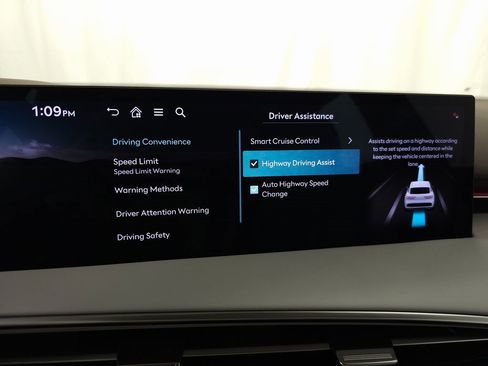 New 2026 Genesis GV70 2.5T Advanced image 19