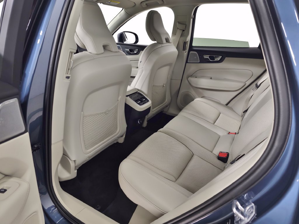Used 2019 Volvo XC60 T5 Inscription AWD/4WD image 36
