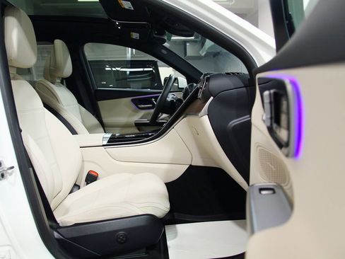 Certified 2025 Mercedes-Benz GLC 300 4MATIC image 22