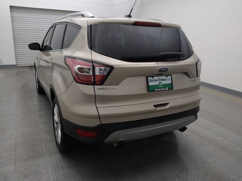 Used 2017 Ford Escape Titanium FWD image 6