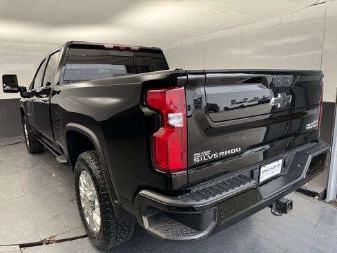 Used 2023 Chevrolet Silverado 2500 High Country w/ LPO, Hitch Package image 2