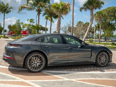 Used 2024 Porsche Panamera w/ Premium Package RWD image 12