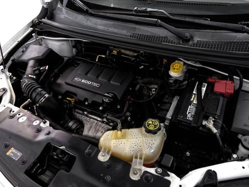 Used 2019 Chevrolet Sonic LT w/ Convenience Package image 48