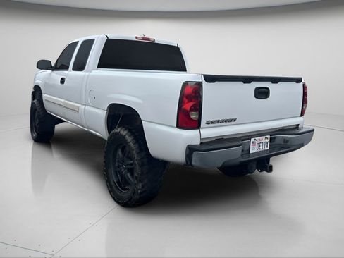 Used 2006 Chevrolet Silverado 1500 LT w/ Silverado Limited Edition image 6