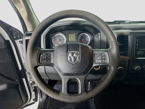 Used 2018 RAM 1500 Express image 13