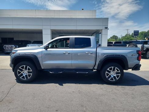 Certified 2024 Chevrolet Colorado Z71 w/ Z71 Convenience Package 2 AWD/4WD image 5