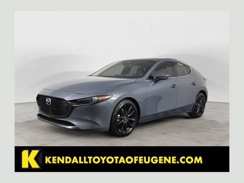 Used 2019 MAZDA MAZDA3 Hatchback w/ Premium Package FWD image 1