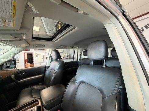 Used 2023 Nissan Armada SL w/ Captain's Chairs Package AWD/4WD image 22