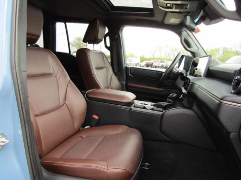 Used 2025 Toyota Land Cruiser w/ Premium Package AWD/4WD image 18