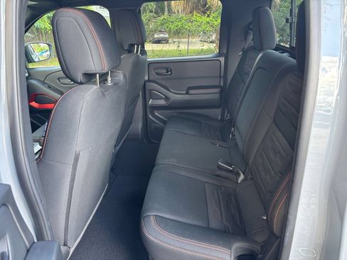 Used 2026 Nissan Frontier PRO-4X AWD/4WD image 25