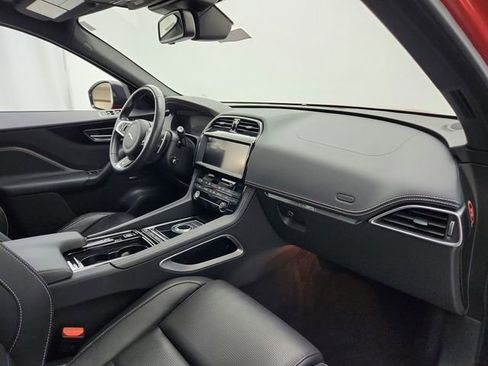 Used 2018 Jaguar F-PACE S image 13