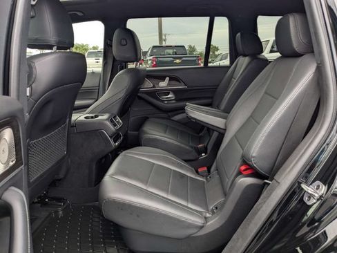 Used 2022 Mercedes-Benz GLS 450 4MATIC image 14
