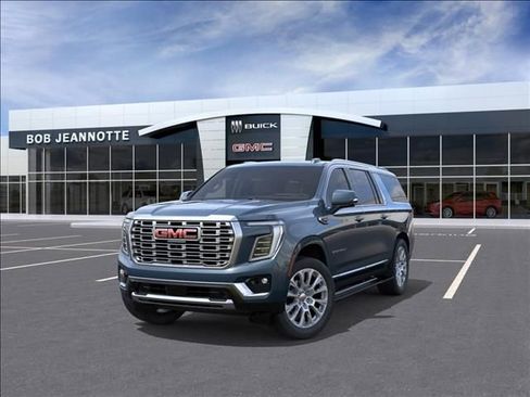 New 2026 GMC Yukon XL Denali w/ Sun & Power Step Package AWD/4WD image 8