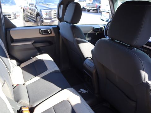 Used 2022 Ford Bronco Big Bend image 30
