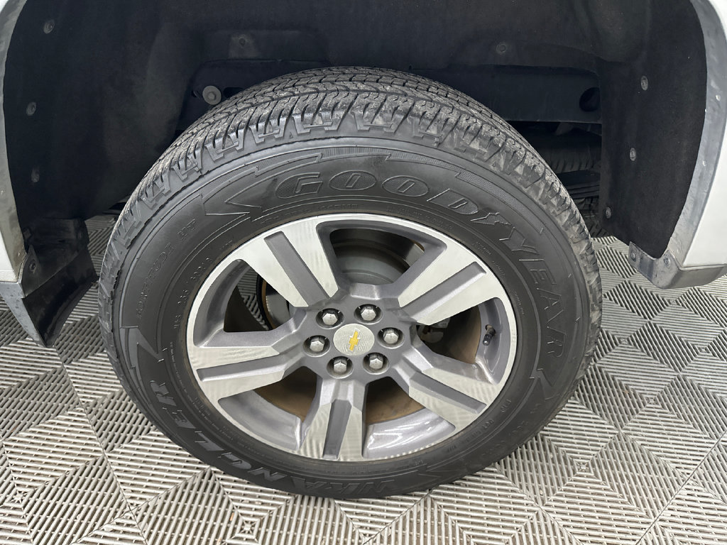 Used 2016 Chevrolet Colorado LT w/ LT Convenience Package RWD image 19