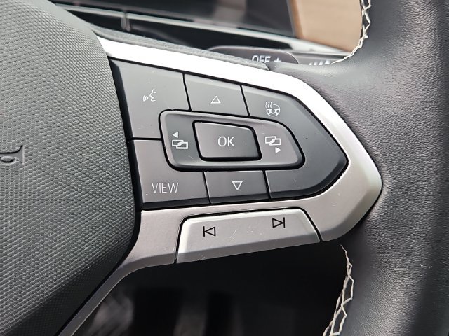 Used 2024 Volkswagen Atlas SE AWD/4WD image 21