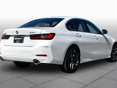Used 2026 BMW 330i xDrive Sedan AWD/4WD image 13