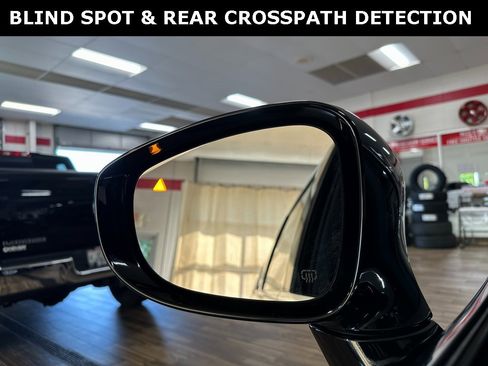 New 2026 Chrysler Pacifica Select image 8