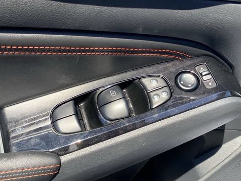 Used 2023 Nissan Altima 2.5 SR AWD/4WD image 13