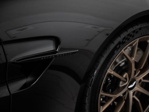 New 2026 Aston Martin V8 Vantage Coupe image 9