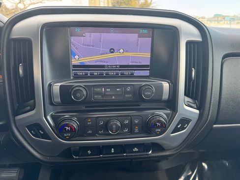 Used 2017 GMC Sierra 1500 SLT image 17