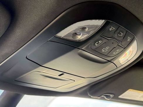 Certified 2022 Chrysler Pacifica Touring-L w/ S Appearance Package FWD image 31