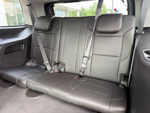 Used 2019 Chevrolet Tahoe Premier RWD image 30