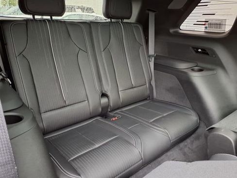 New 2026 Cadillac Vistiq Luxury image 23