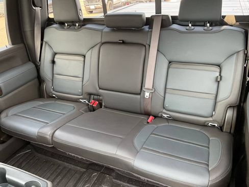Certified 2020 GMC Sierra 2500 Denali w/ Denali Ultimate Package AWD/4WD image 20