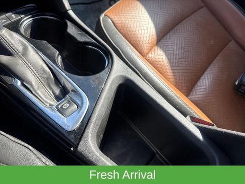Used 2021 Buick Encore GX Essence w/ Experience Buick Package FWD image 14