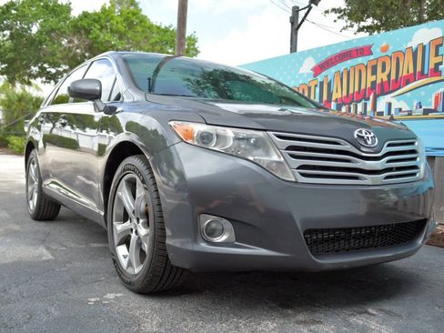 Used 2012 Toyota Venza Limited image 37