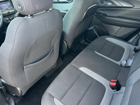 Used 2023 Chevrolet TrailBlazer LT w/ Convenience Package FWD image 14