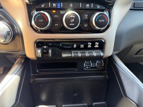 Used 2022 RAM 1500 Laramie AWD/4WD image 25
