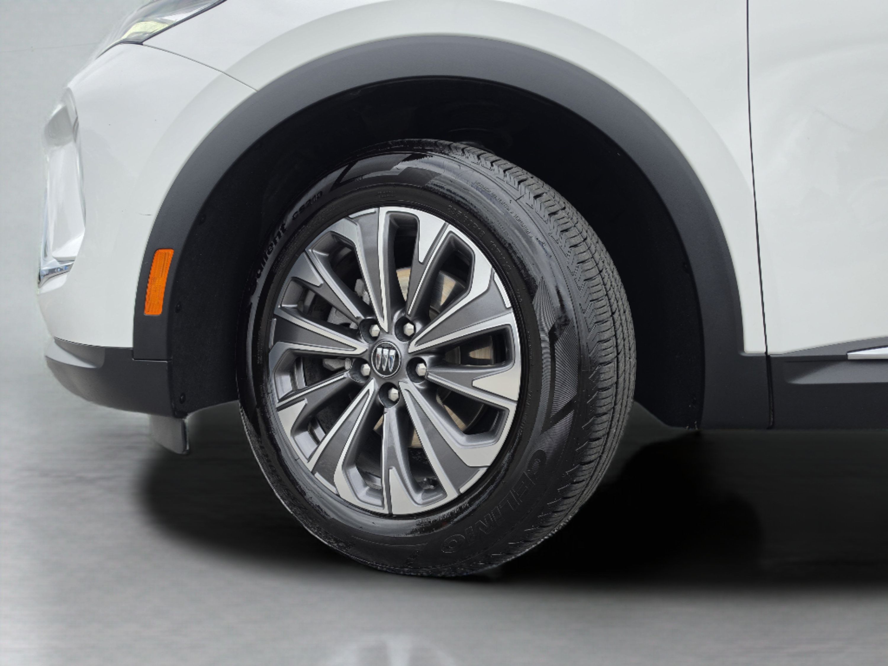 Used 2024 Buick Envision Preferred AWD/4WD image 37