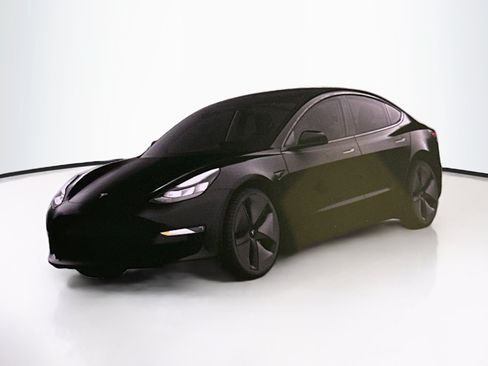 Used 2022 Tesla Model 3 Standard Range RWD image 19