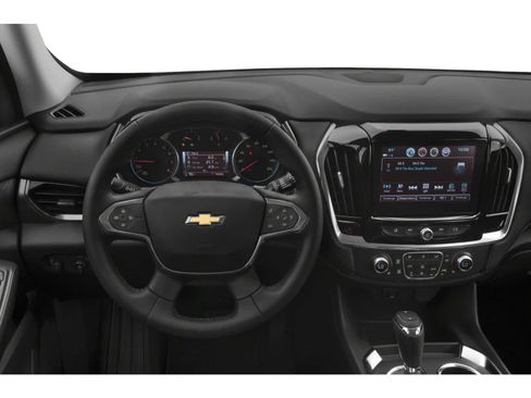 Used 2018 Chevrolet Traverse LT FWD image 4