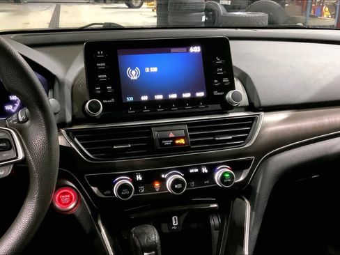 Used 2019 Honda Accord LX image 8